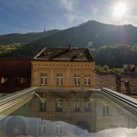 Rooftop Proprety With Large Terrace & Stunning Views - Brasov Bagian luar foto