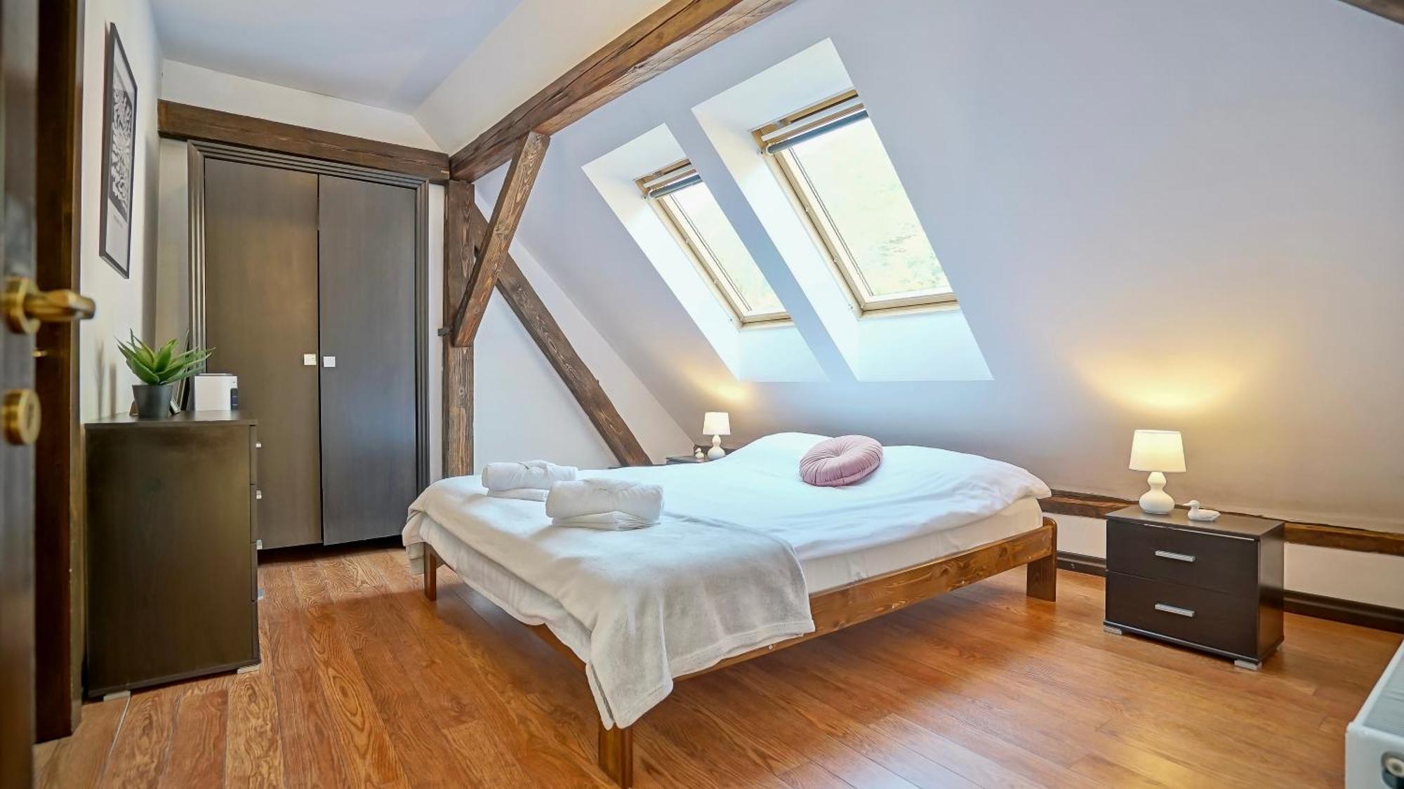 Rooftop Proprety With Large Terrace & Stunning Views - Brasov Bagian luar foto
