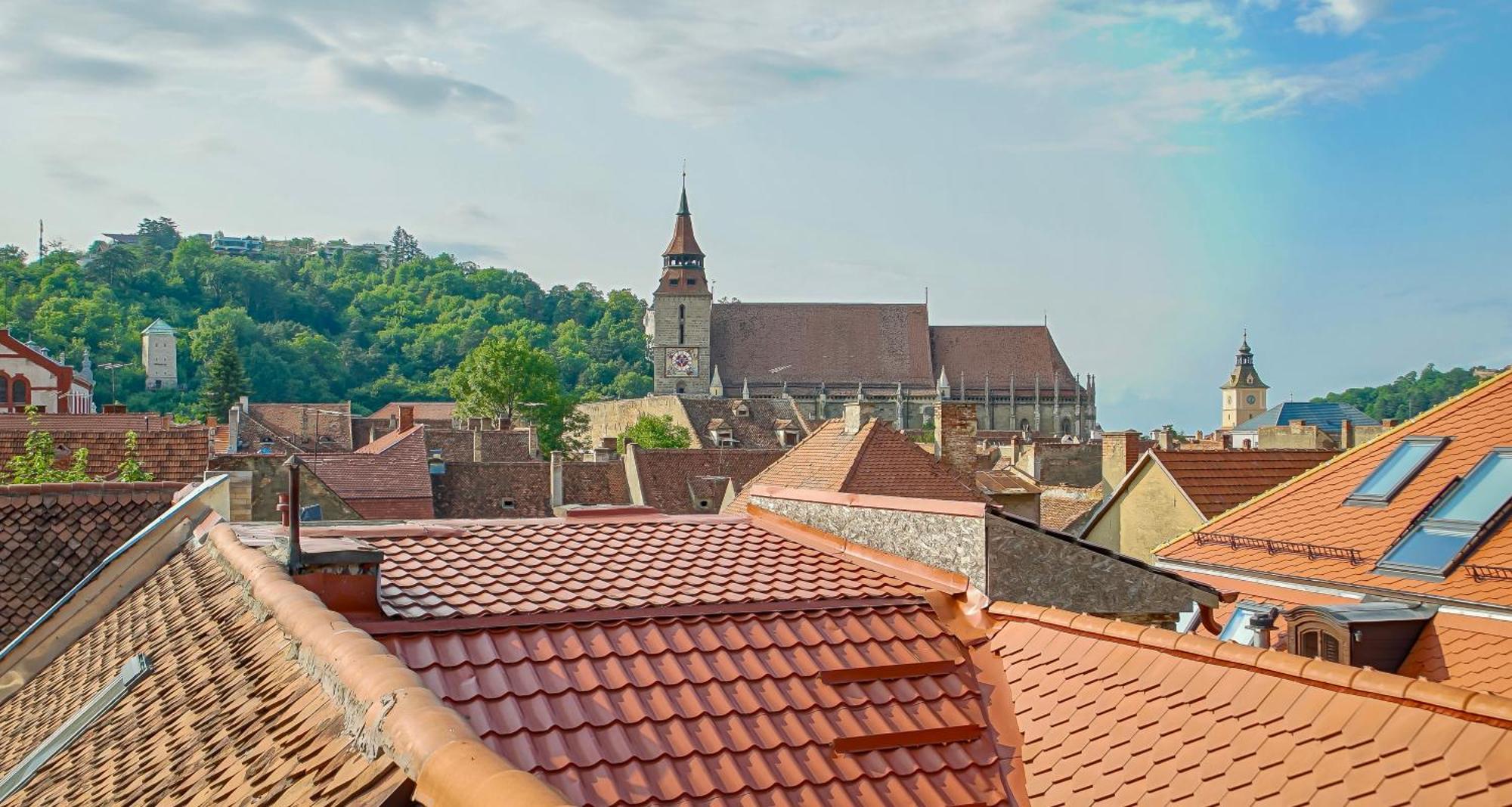 Rooftop Proprety With Large Terrace & Stunning Views - Brasov Bagian luar foto